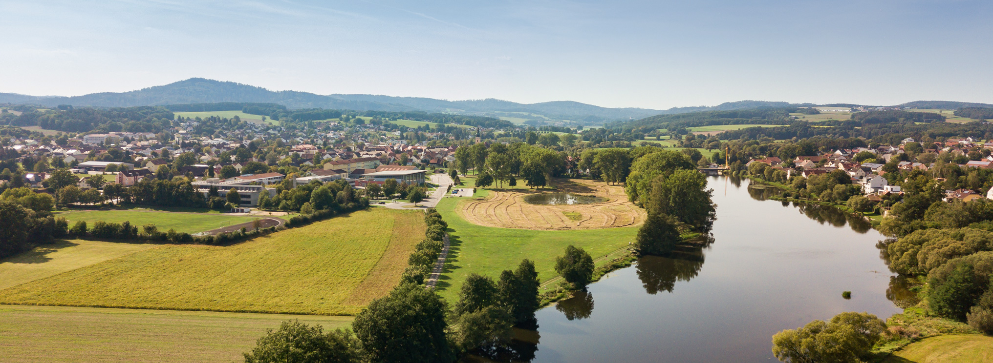 Bild zum Thema Ihr Bestatter in der Oberpfalz - Bestattungsinstitut Lang
